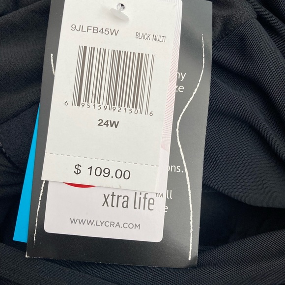 Azul by Maxine of Hollywood Swim Shorts Jumpsuit - Picture 4 of 6